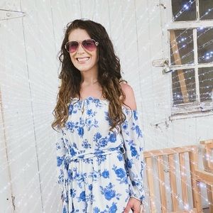 Little Yellow Bungalow, LLC